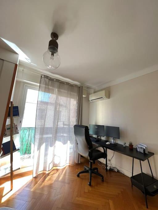 Leilighet Charming Flat In Heart Of